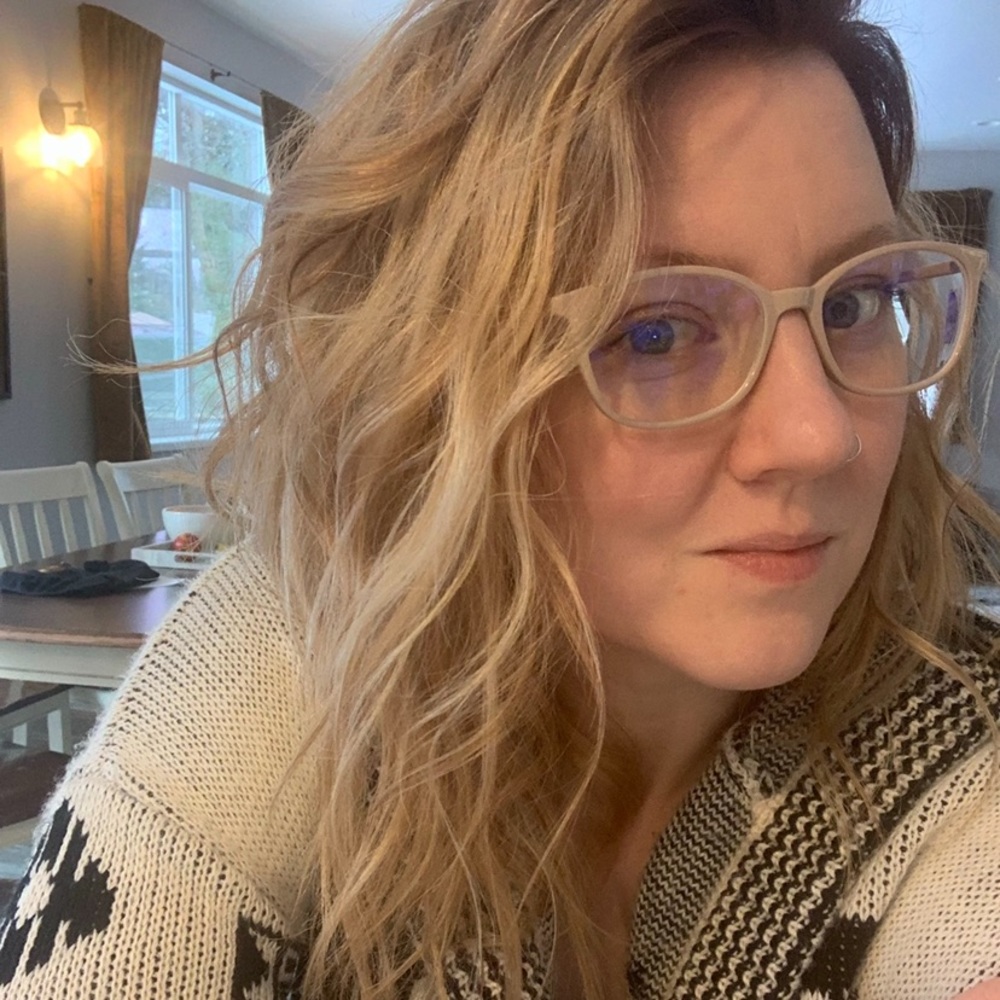 Meet your Posher, Pamela